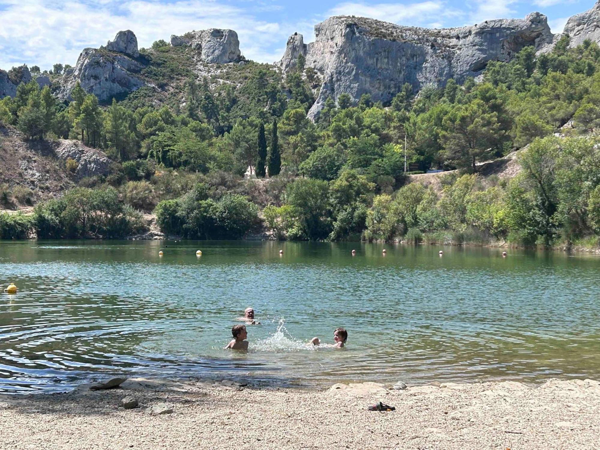 La Begude Des Alpilles Bed & Breakfast Orgon Eksteriør bilde